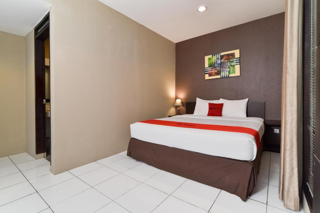 Reddoorz Plus @ Raya Legian Εξωτερικό φωτογραφία